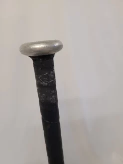 Easton Youth Light Weight 19oz Aluminum Softball Bat -Surfing Equipment Verkäufe 2024 20210105 105634 scaled 1