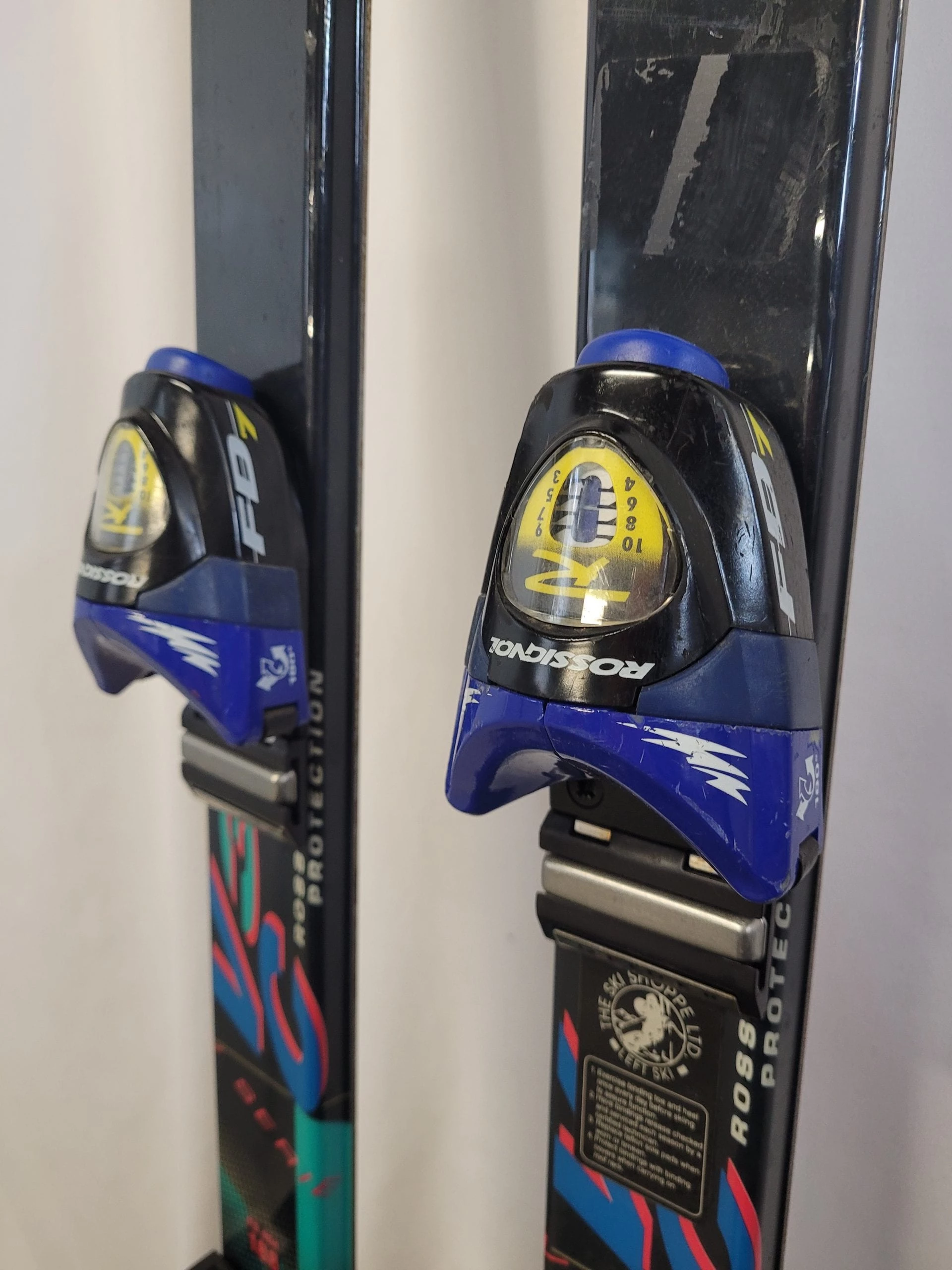 Rossignol VC3 Carbon Skis 188cm With FD7 Binding (1 Broken Binding) 6 Rossignol VC3 Carbon Skis 188cm With FD7 Binding (1 Broken Binding) - Image 4